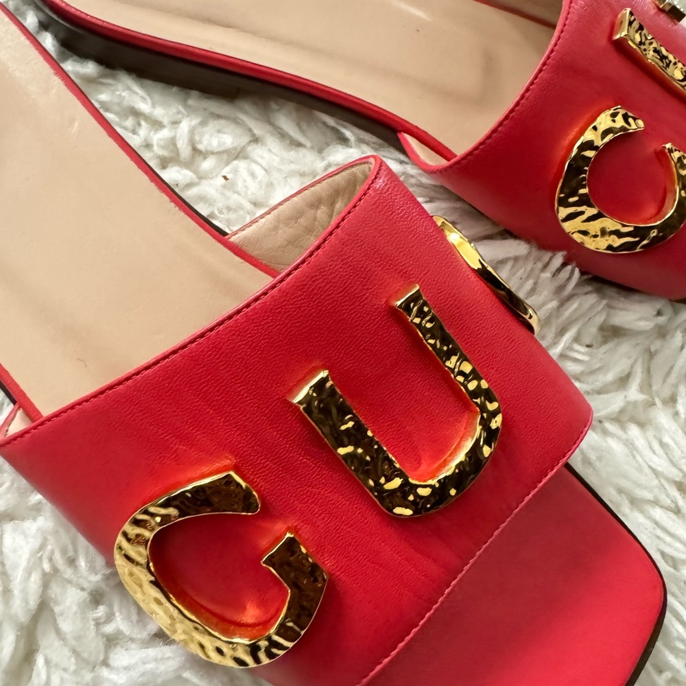 👡GUCCI script sandals 👡